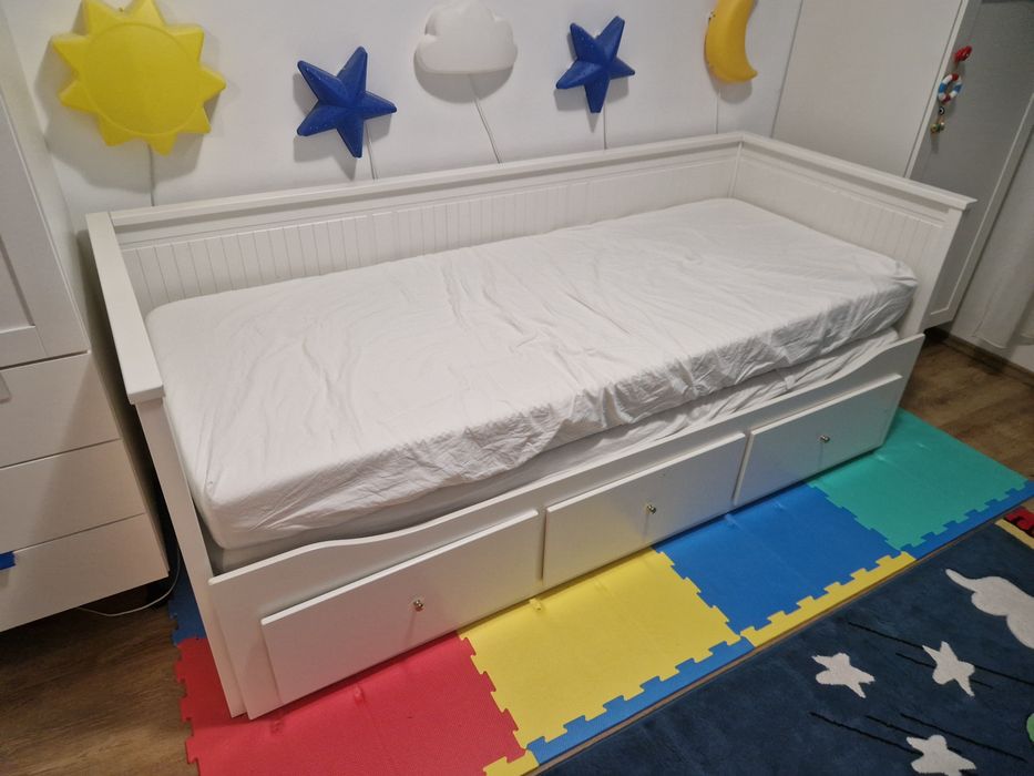 Divan Hemnes IKEA
