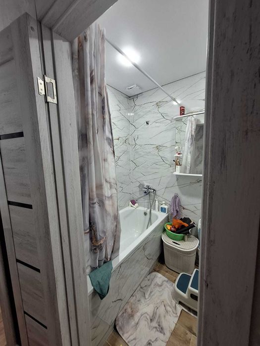 Продам 3 ку ТД Шахтер