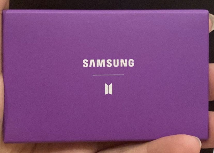 карточки BTS , лимитированные от самсунг