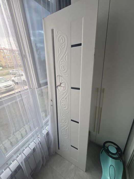 Продаю двери межкомнатные