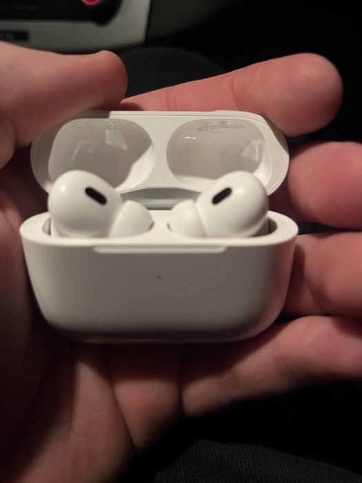Vând airpods 2 pro