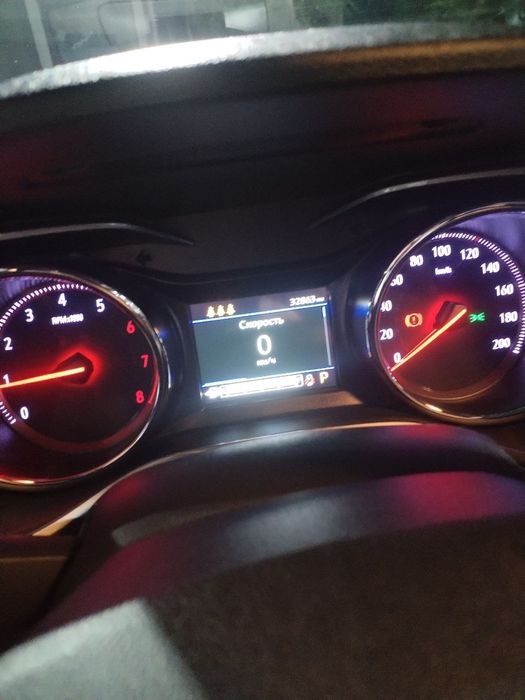 Продаётся. Трекер 2. Пример. 33 000 пробег.