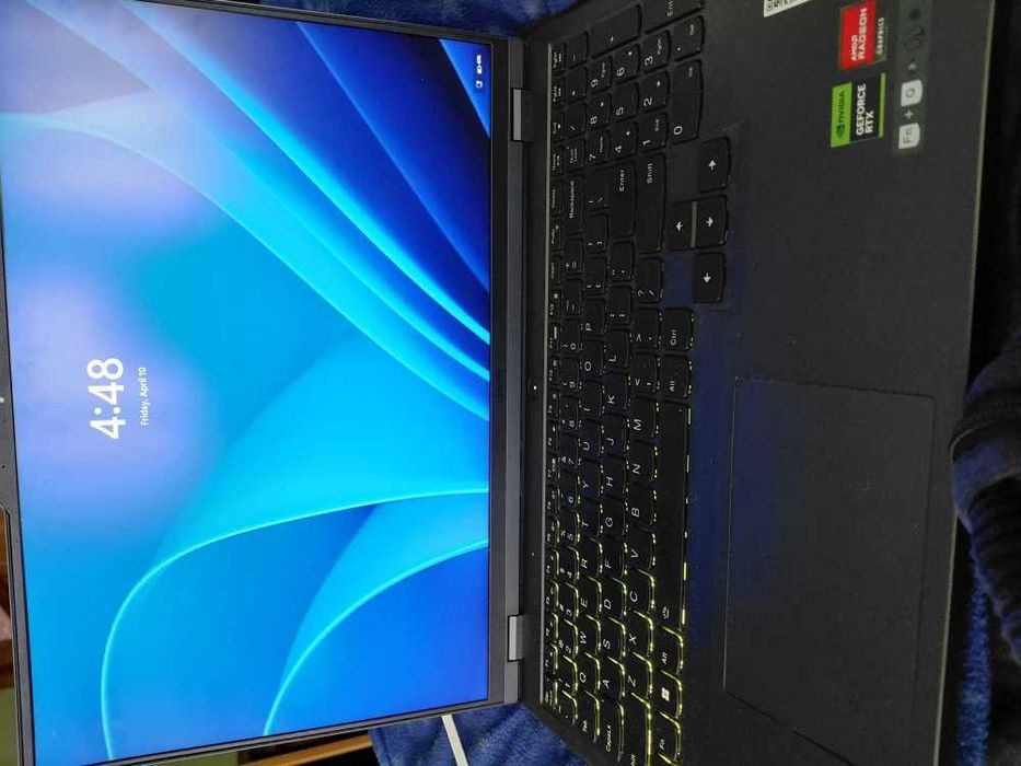 Laptop gaming lenovo, tastatura trebuie inlocuita cost 100 euro