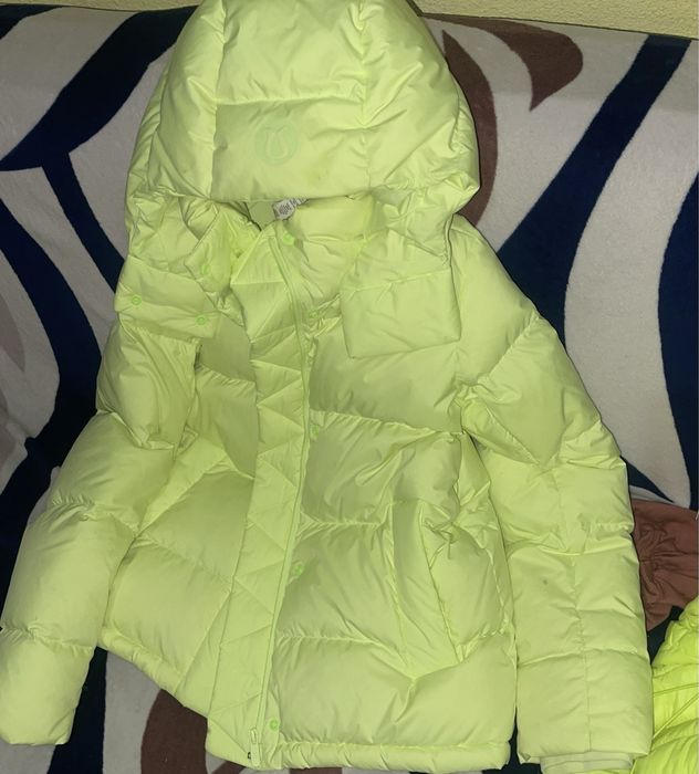 Geaca lululemon wunder puff originala