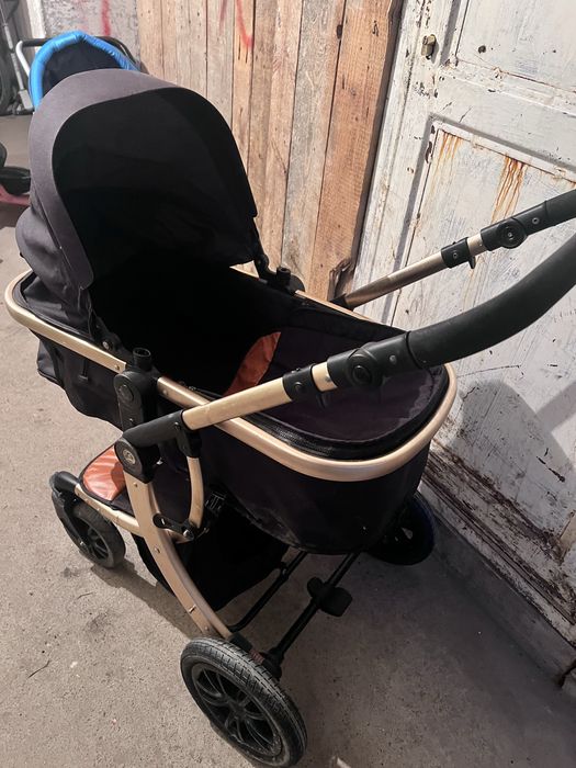 Продается коляска в отличном состоянии