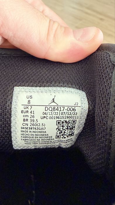 Nike Air Jordan 1 Mid SE marimea 41