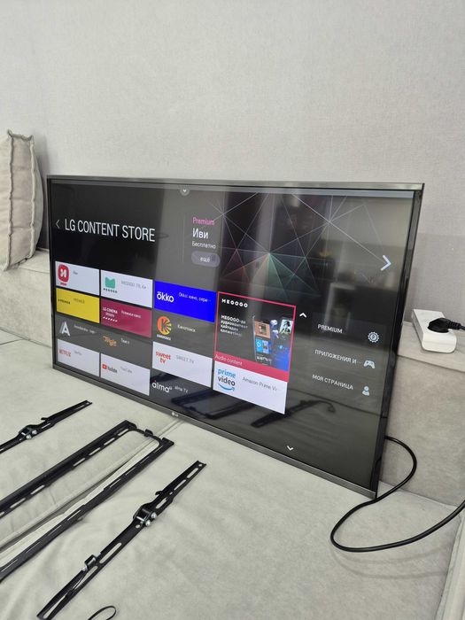 123СМ LG Smart TV Wi-Fi +кронштейн