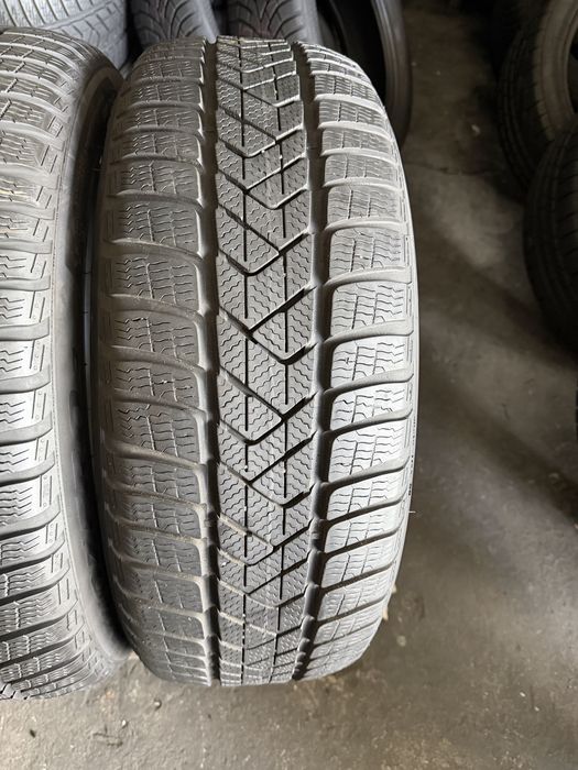 2 anvelope iarna 225/50/18 Pirelli Runflat 6.5 mm!