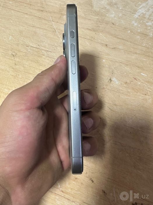 ayfon 15 pro isyal titan