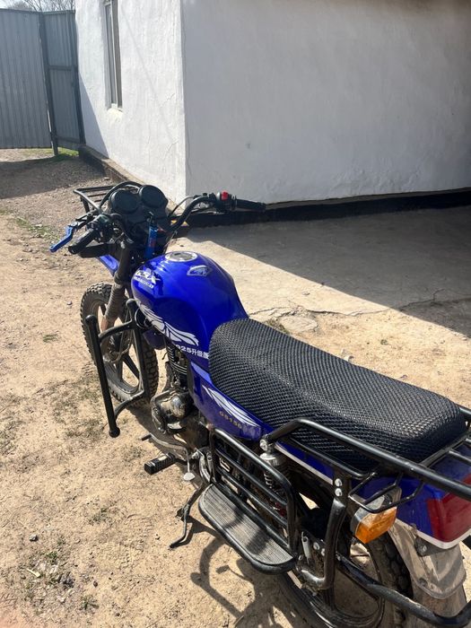 Мотоцикл 150 куб