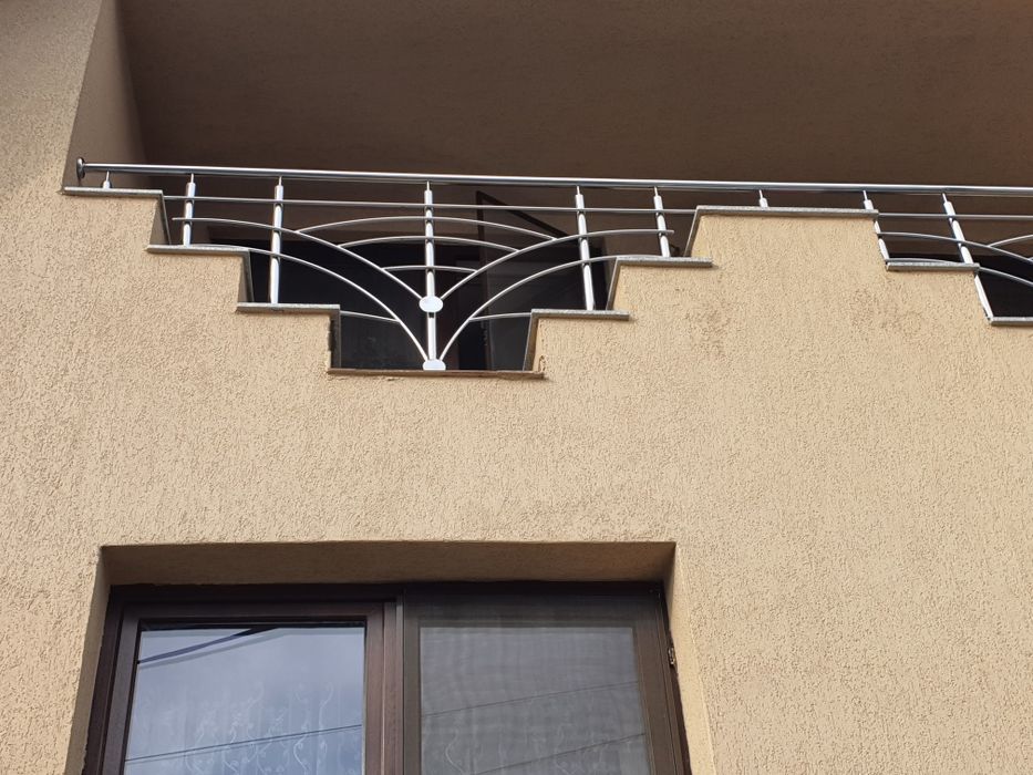 Porti,garduri,scari metalice, balustrade, confecții metalice, suduri a