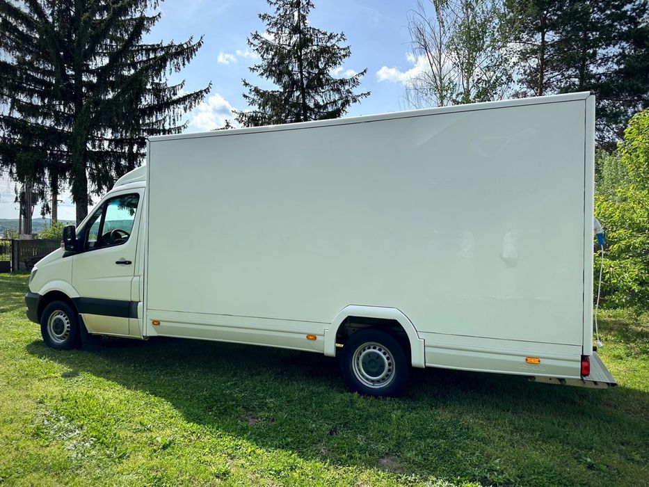 Vand autorulotă Fast-Food  Truck 2018 . euro 6