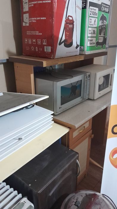 Камютер,микравалныйпеч,печкалар,столлар,гламлар,курпалар,сотилади