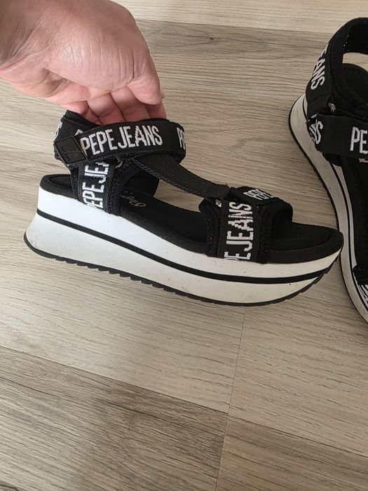 Сандали PEPE JEANS  24см стелка