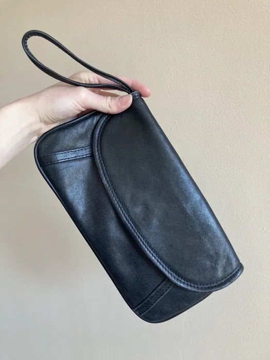 Мини чанта от естествена кожа