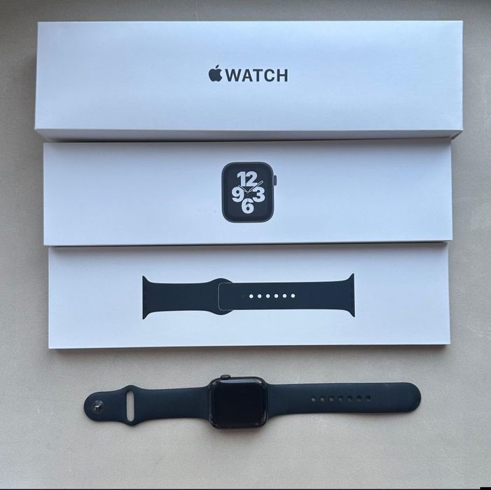 Срочно продам Apple watch SE 44 mm