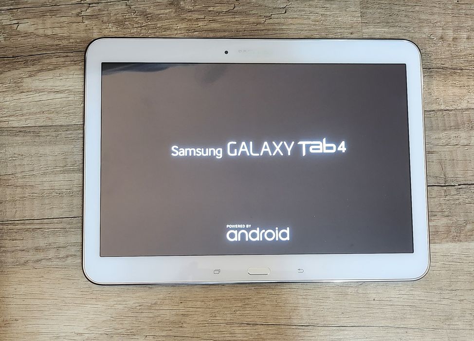 Таблет Samsung Galaxy Tab 4 (SM-T535)
