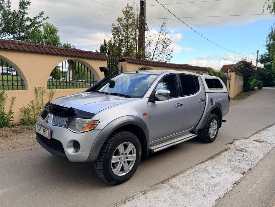 Mitsubishi l200 L200