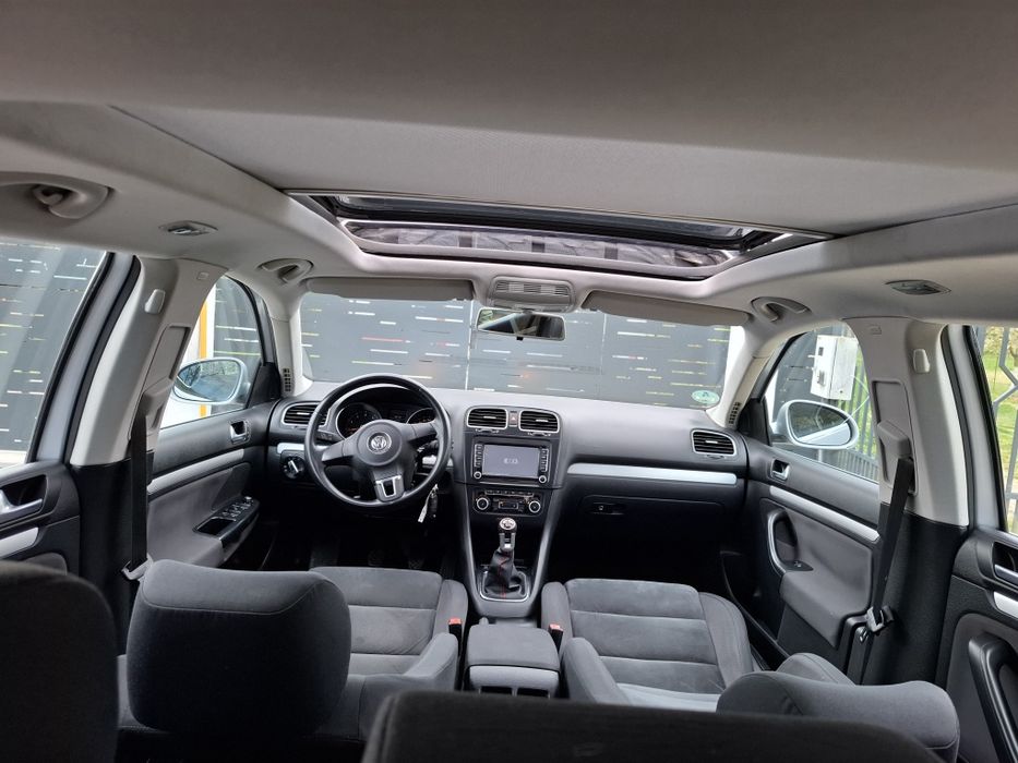 VW Golf 6/2010 /122 Cp/Navigatie/Alcantara/Panoramic/Germania/ Euro5