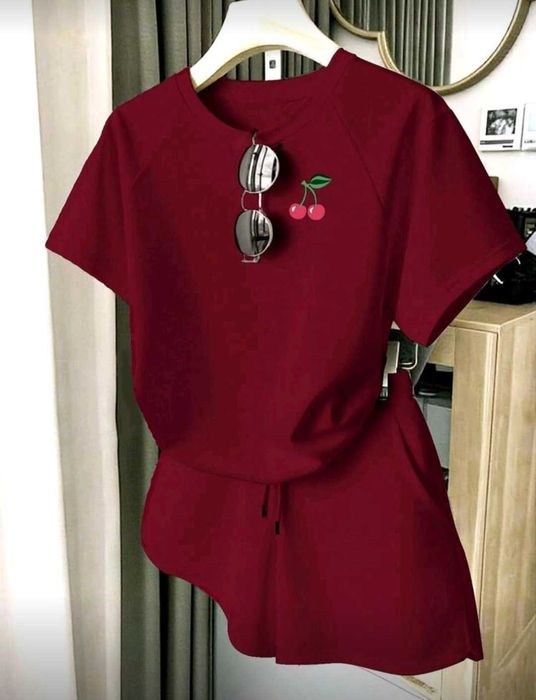 Дамски комплекти от 2 части