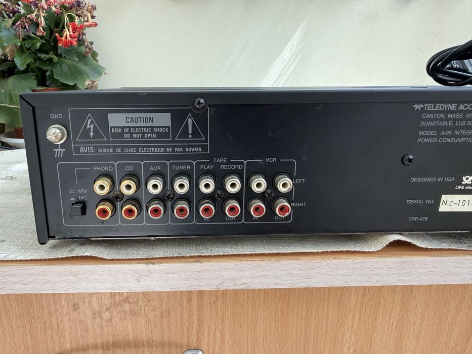 Acoustioc Research A-05 Стерео усилвател