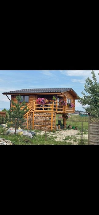 Case din lemn rotund,caba si mobilier de gradina