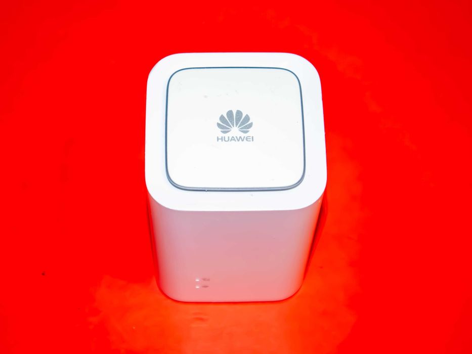 HUAWEI LTE Cube E5180 4G Отключен WiFi Рутер Мобилен Безжичен Интернет A1 Yettel Vivacom