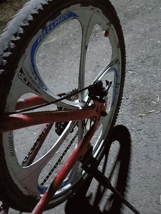 Продам титанка идеальный состаяние