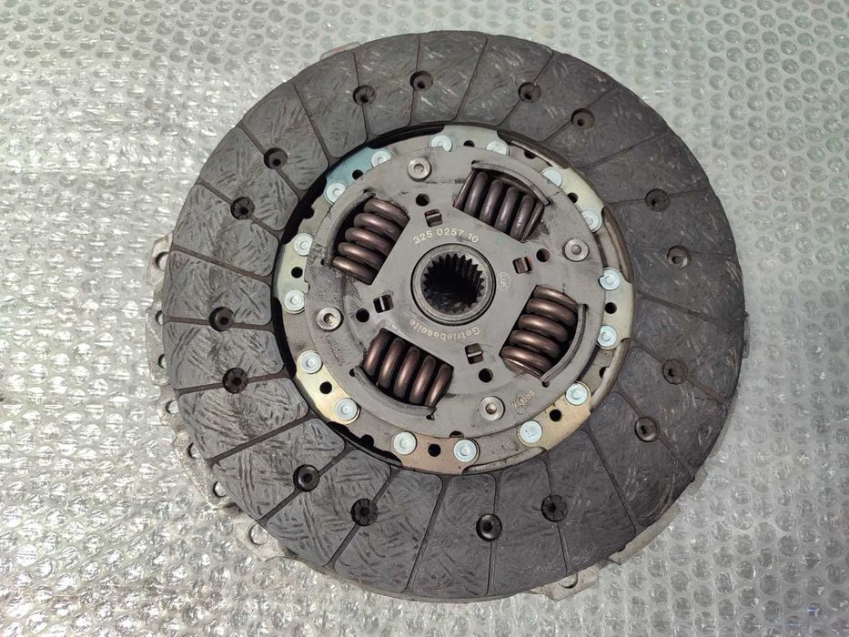 Kit Ambreiaj Land Rover Freelander 2 (L359) 2006–2014 / Cod OEM 125015310 325025710 (5E1)
