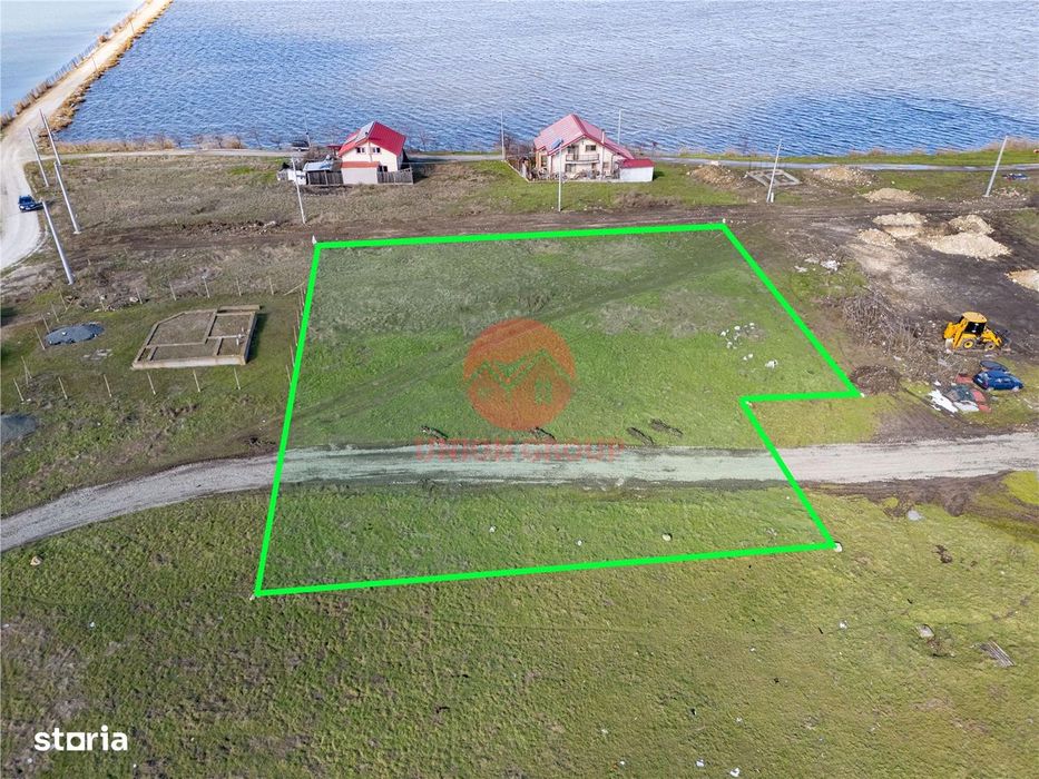 Teren Intravilan 2380 mp Langa Lac, Corbu