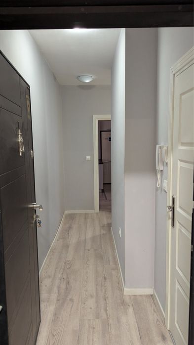 Дава се под наем Тристаен апартамент в Варна, Възраждане 1 - 87 кв.м за 629.34 € - Снимка #1