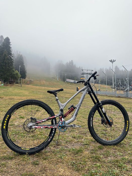 Nukeproof Dissent 290 M “29” / DH / Enduro / Downhill /