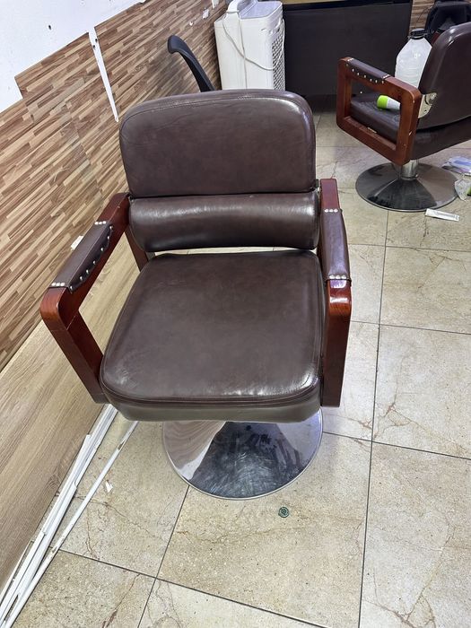 Кресло парикмахер