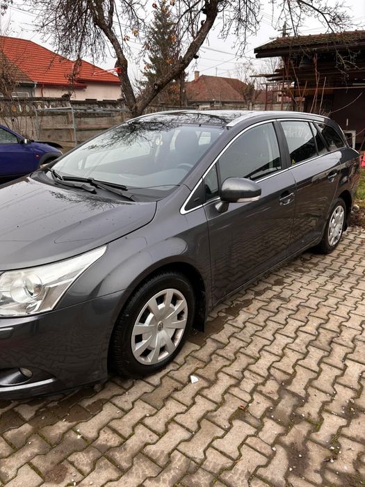 Toyota Avensis t27 2.0 disel