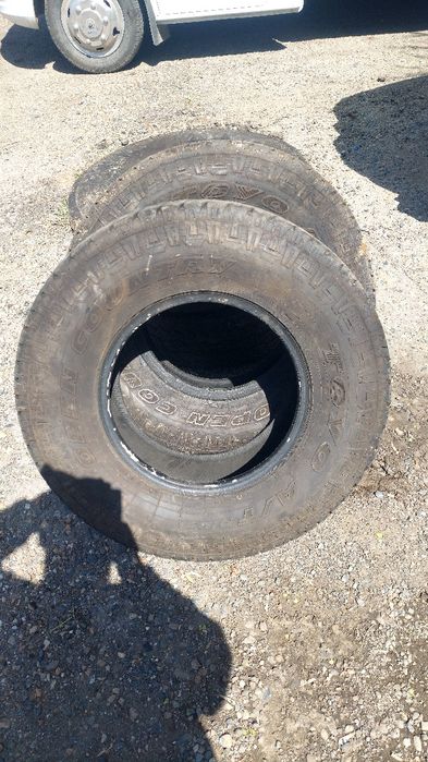 Продам резину Toyo A/T R16