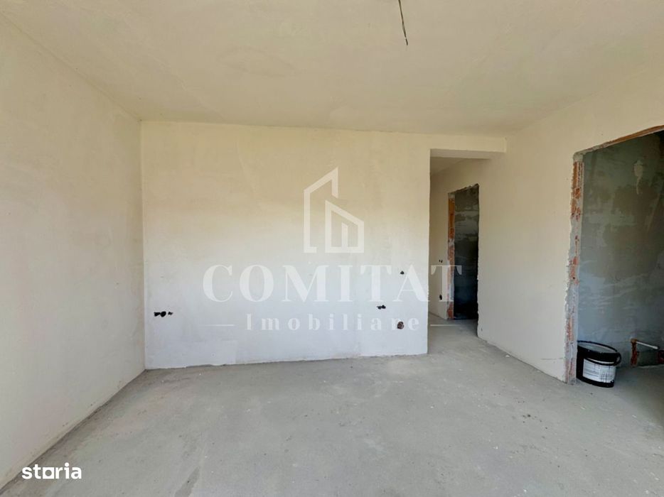 Casă de tip duplex | Stadiu semifinisat | 4 camere | Zona Câmpului