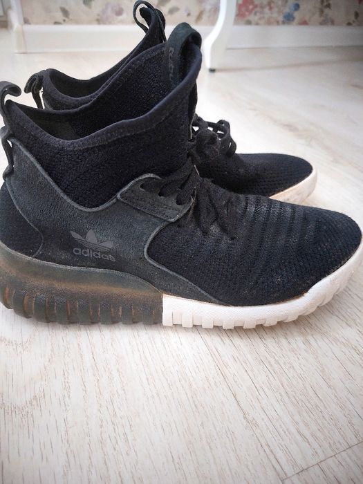 Продам ботинки осень,весна