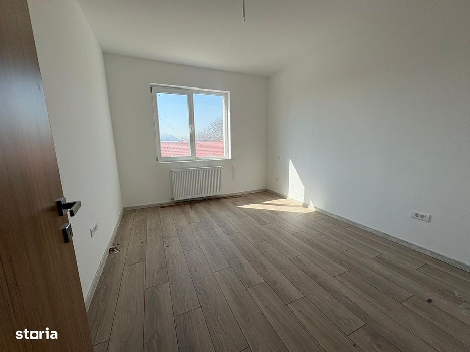 Apartament 3 camere, metrou Aparatorii Patriei