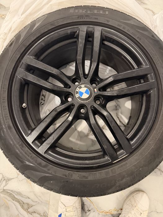 Vand jante BMW M R19 + anvelope  Pirelli 255/50 stare bună