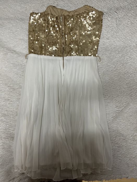 Платье продам