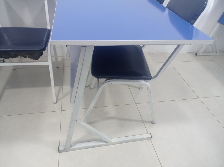 Sifatli partalar va stullar