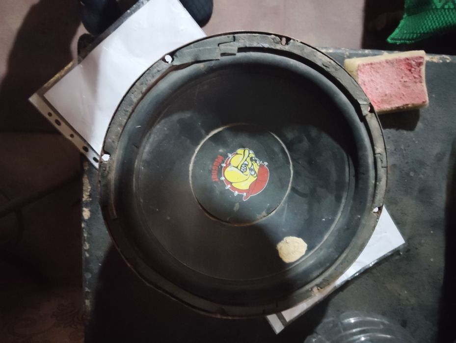 12 говорител работи много добре