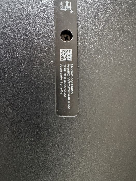 Laptop HP Pavilion 17-y,A8-7410 2.20Ghz,8GB,256GB SSD,Amd R5 1GB,17.3"