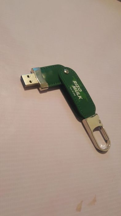 Kompyuter fleshka arzon narxda