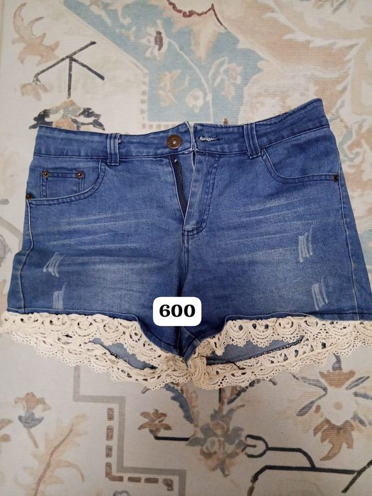 Продаю вещи 200 тг