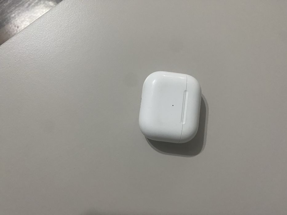 Айрподс оригинал