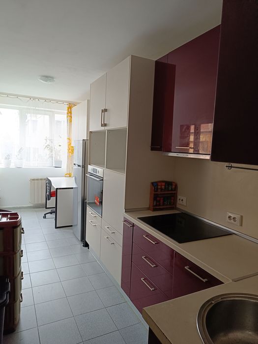 Дава се под наем Четиристаен апартамент в София, Гео Милев - 140 кв.м за 765 € - Снимка #2