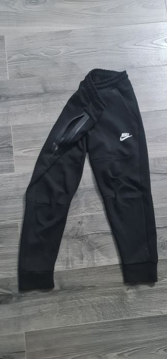 Nike thec copii mărime 12-13 ani