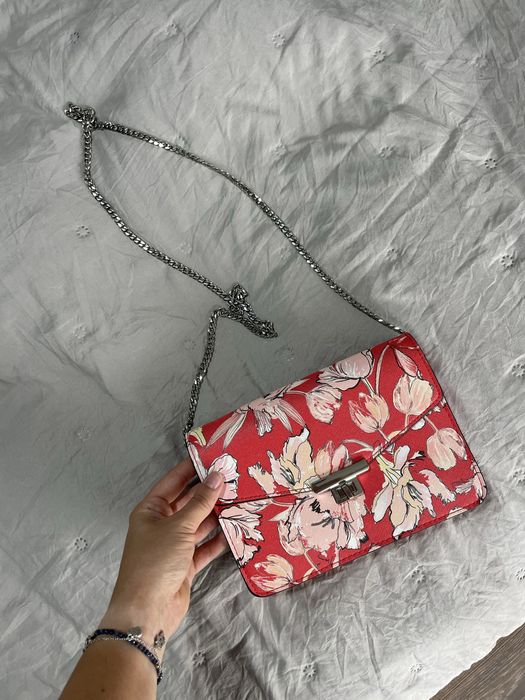 Чанта mango с флорални мотиви