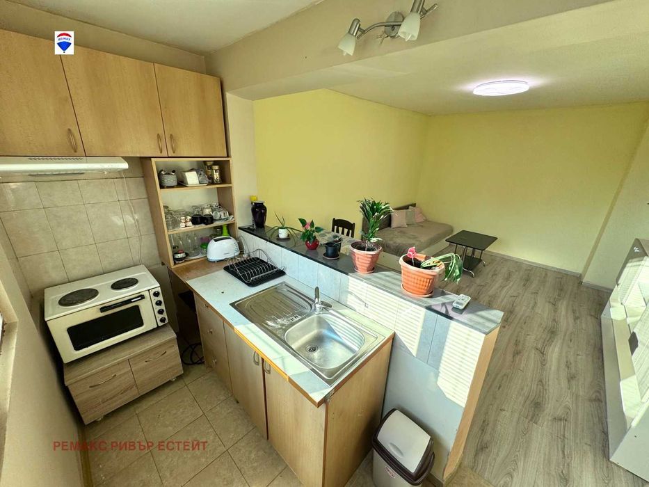 Дава се под наем Едностаен апартамент в Русе, Родина 2 - 42 кв.м за 229.5 € - Снимка #4